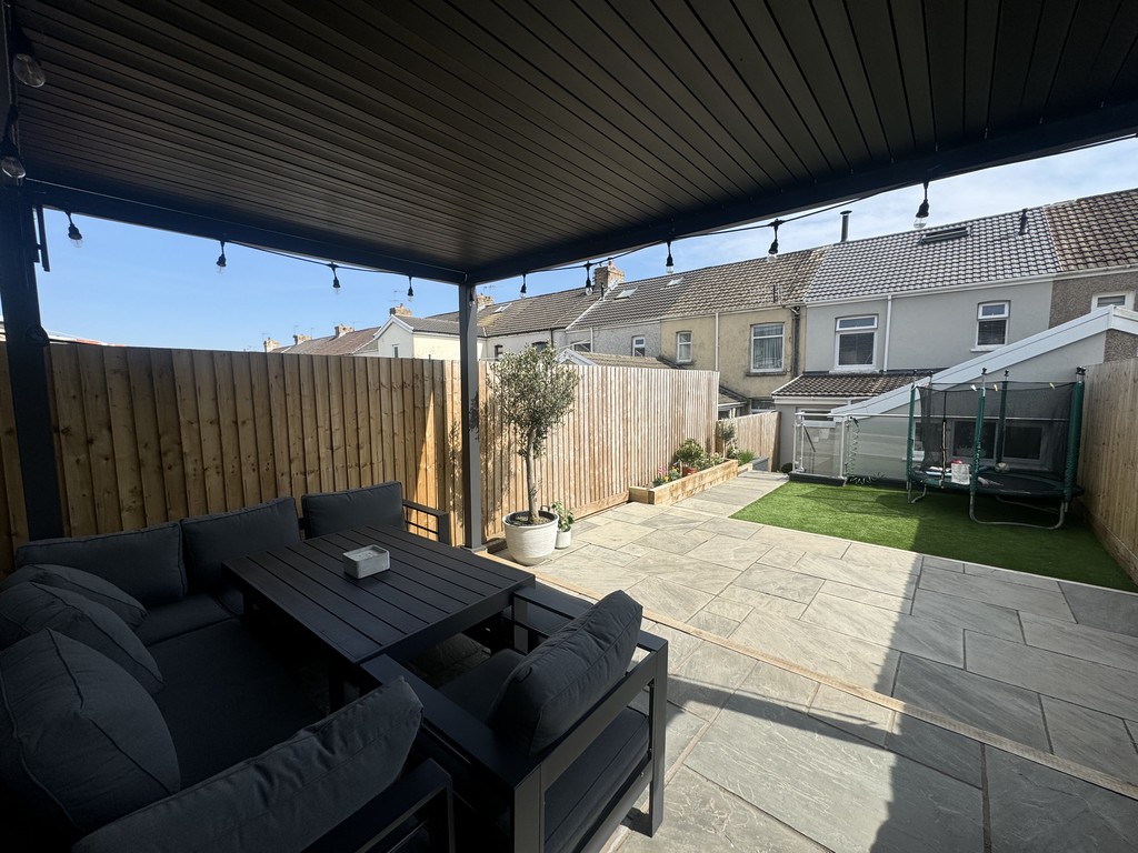 3 bed terraced house for sale in Hanbury Street, Glan Y Nant  - Property Image 21