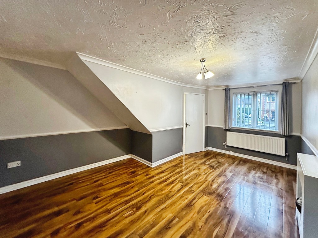 2 bed terraced house for sale in Clos Tir Twyn, Ystrad Mynach - Property Image 5