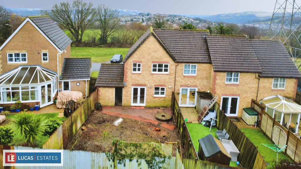3 bed end of terrace house for sale in Sorrel Drive, Penpedairheol  - Property Image 25