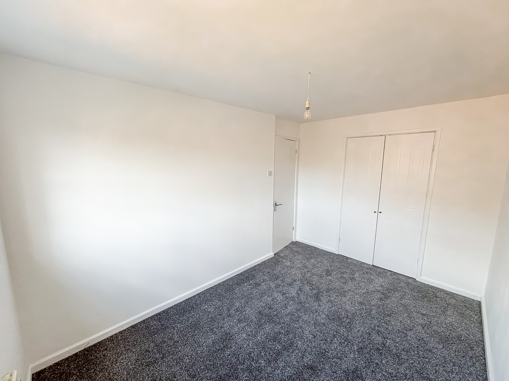 3 bed end of terrace house for sale in Sorrel Drive, Penpedairheol  - Property Image 11