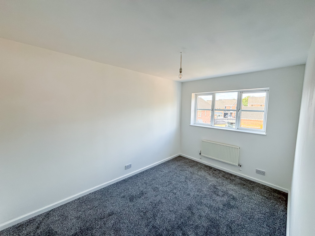 3 bed end of terrace house for sale in Sorrel Drive, Penpedairheol  - Property Image 10