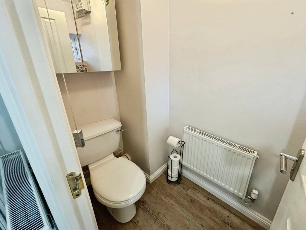 3 bed detached house for sale in Stryd Hywel Harris, Ystrad Mynach  - Property Image 9