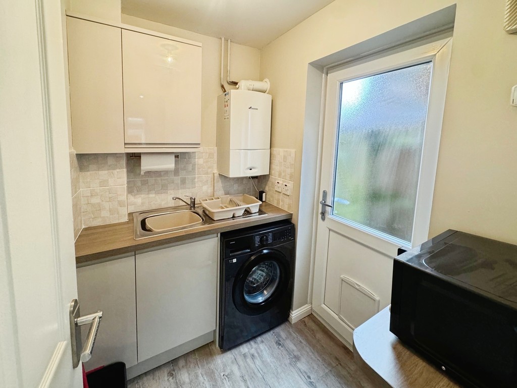 3 bed detached house for sale in Stryd Hywel Harris, Ystrad Mynach  - Property Image 7