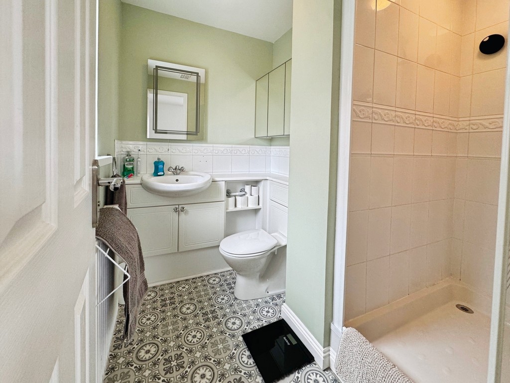 3 bed detached house for sale in Stryd Hywel Harris, Ystrad Mynach  - Property Image 11