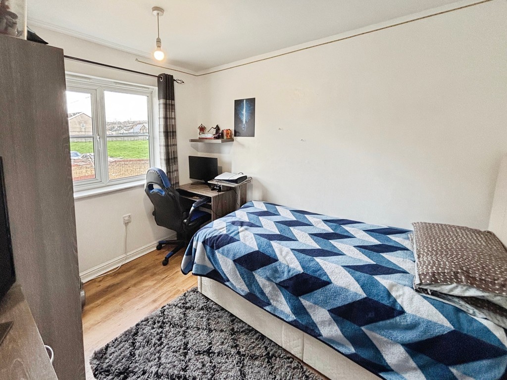 2 bed terraced house for sale in Pwll Yr Allt, Tir-y-berth  - Property Image 11