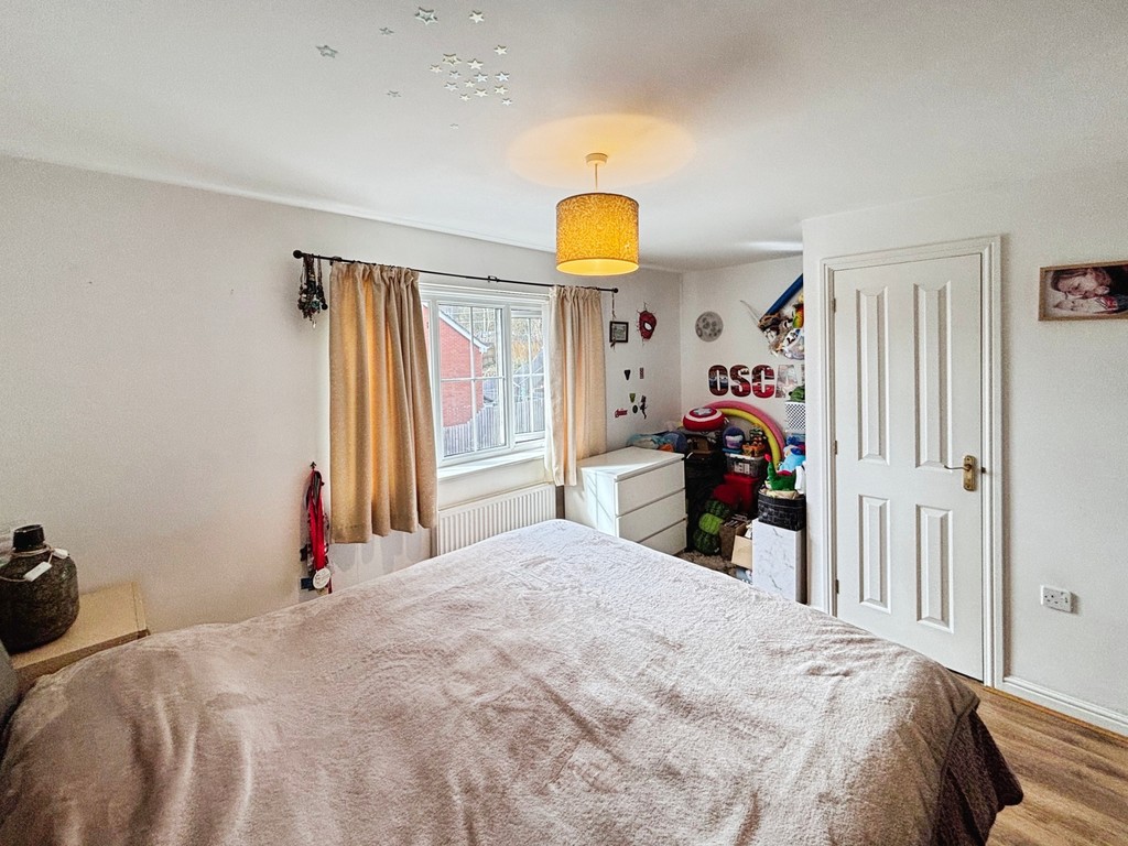 2 bed terraced house for sale in Pwll Yr Allt, Tir-y-berth  - Property Image 10