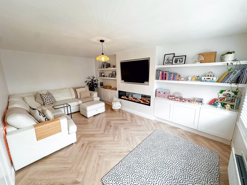 4 bed detached house for sale in Brambling Crescent, Cwm Calon  - Property Image 2