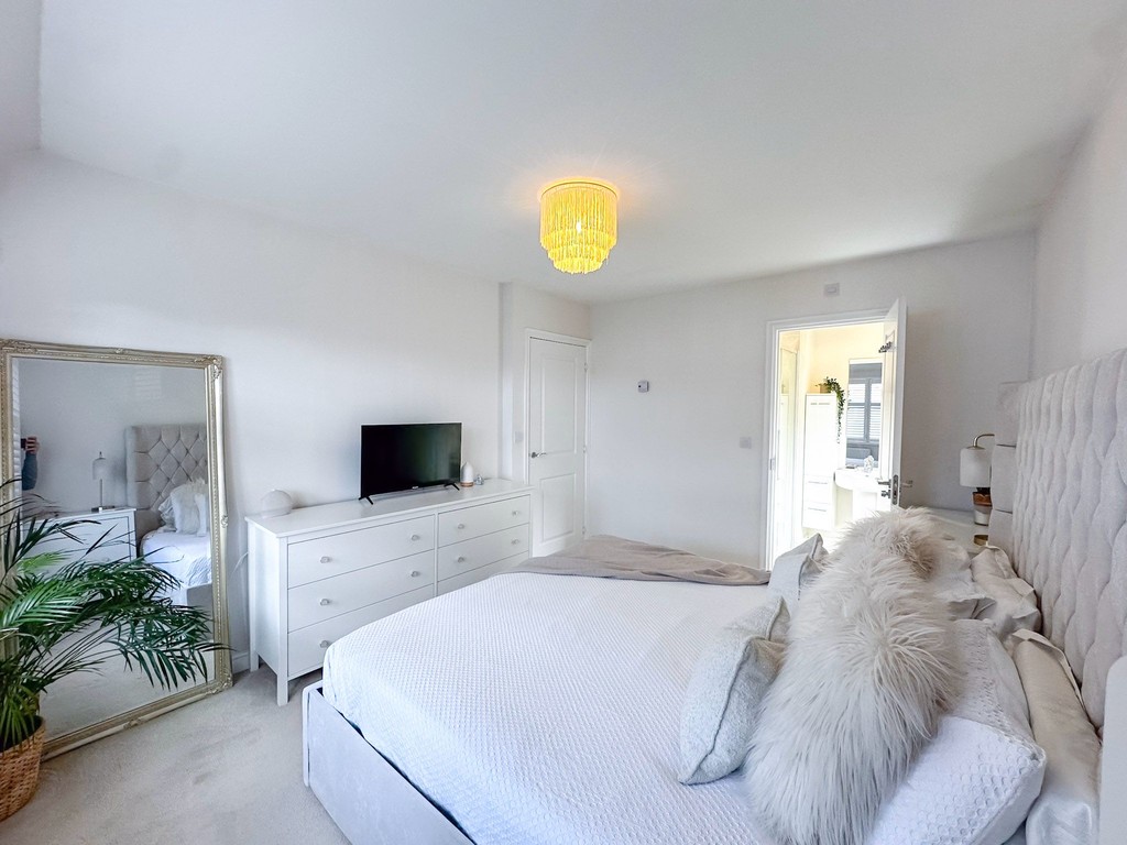 4 bed detached house for sale in Brambling Crescent, Cwm Calon  - Property Image 11