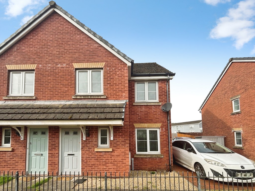 3 bed semi-detached house for sale in Farm Close, Tir-y-berth - Property Image 23
