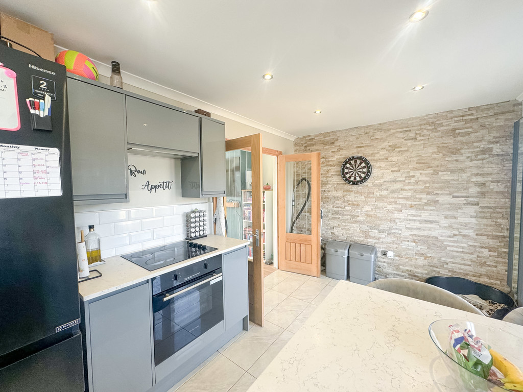 3 bed semi-detached house for sale in Birch Crescent, Cefn Hengoed  - Property Image 3