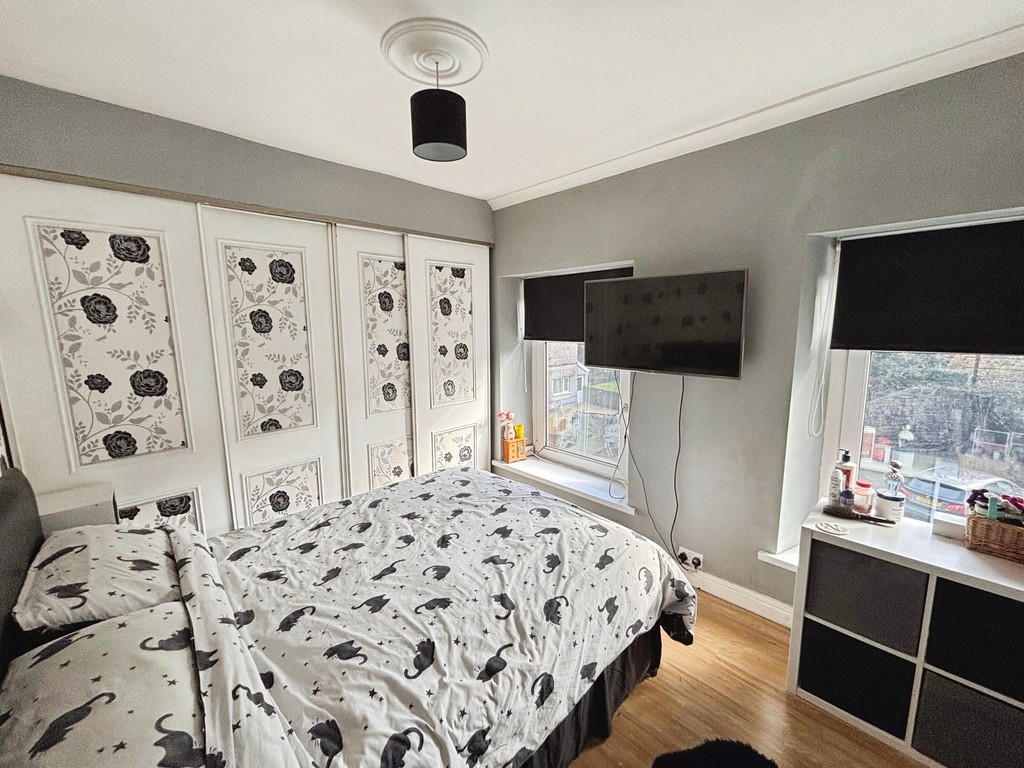 2 bed terraced house for sale in North Road, Newbridge  - Property Image 9