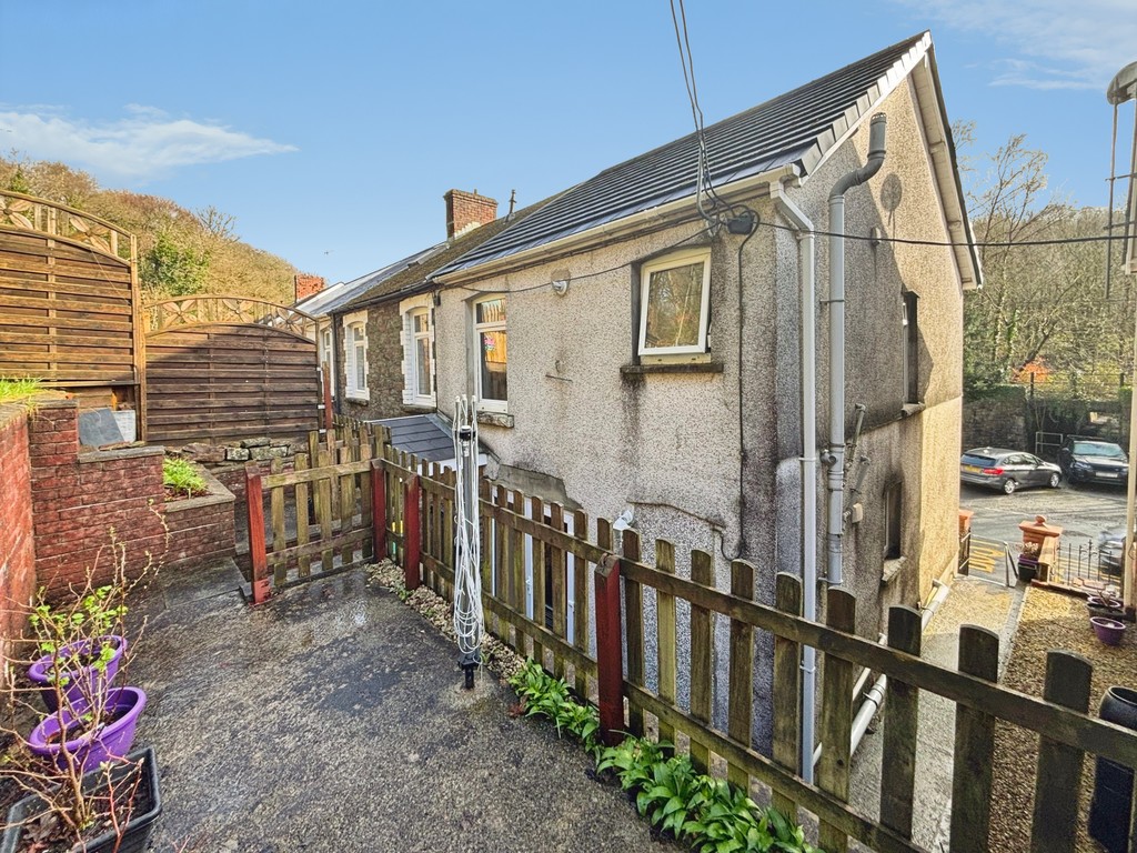 2 bed terraced house for sale in North Road, Newbridge  - Property Image 15