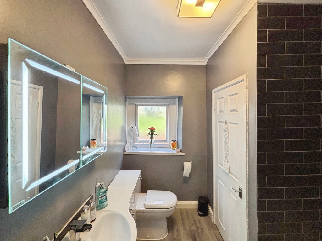 2 bed terraced house for sale in North Road, Newbridge  - Property Image 14