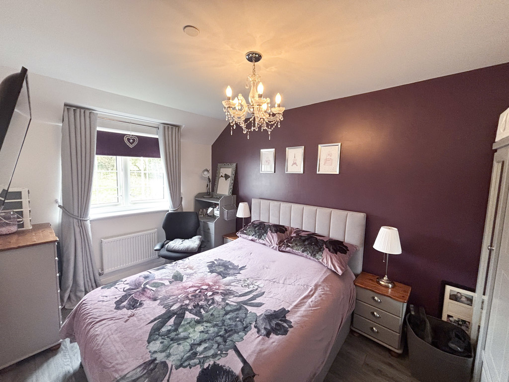 3 bed semi-detached house for sale in Bryngolwg, Crumlin  - Property Image 11