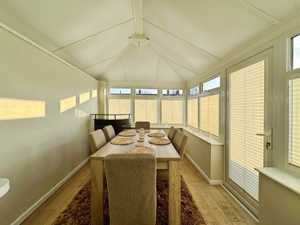 3 bed semi-detached house for sale in The Spinney, Pontllanfraith  - Property Image 8