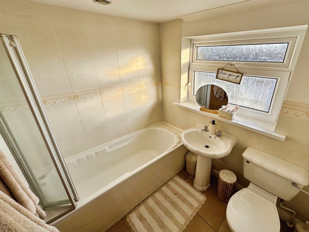 3 bed semi-detached house for sale in The Spinney, Pontllanfraith  - Property Image 12