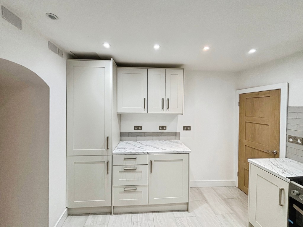 3 bed terraced house for sale in Usk Road, Bargoed  - Property Image 8