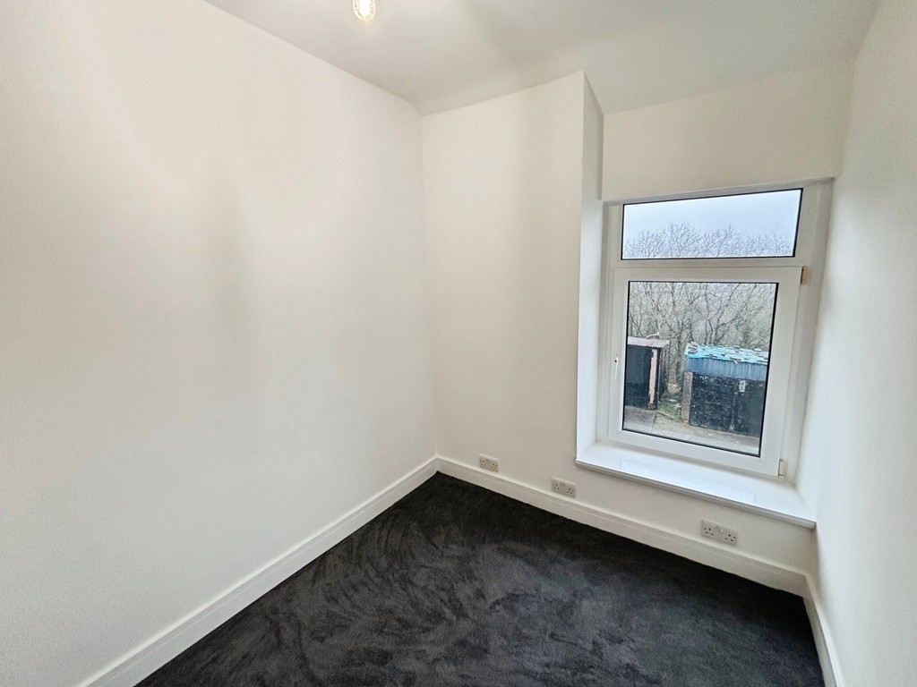 3 bed terraced house for sale in Usk Road, Bargoed  - Property Image 16