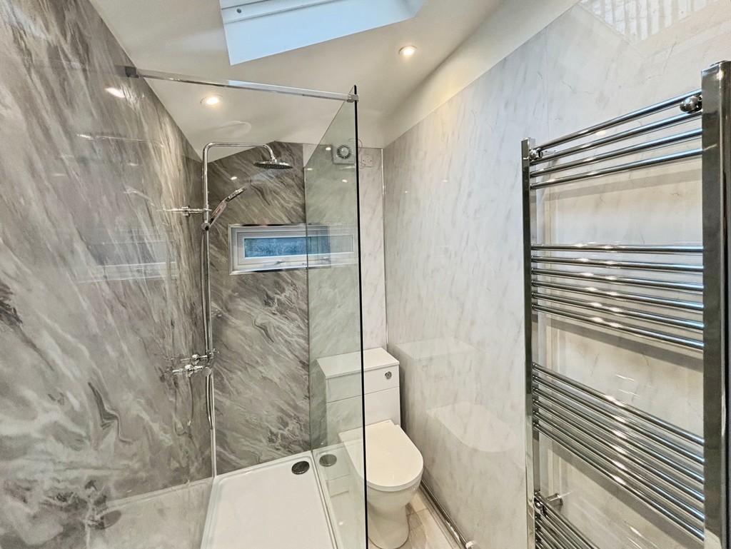 3 bed terraced house for sale in Usk Road, Bargoed  - Property Image 11