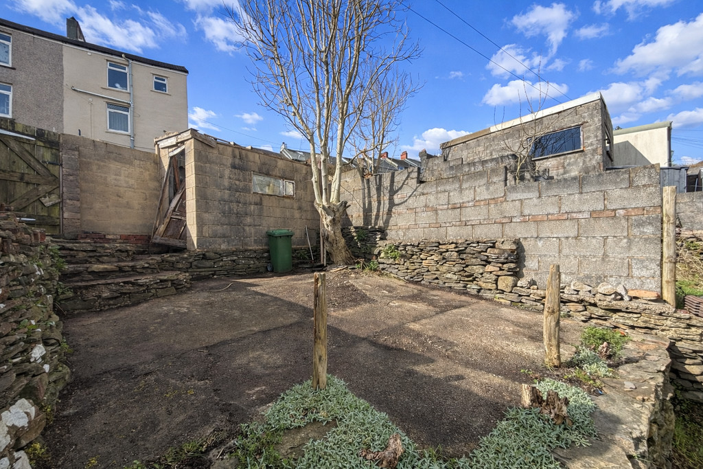 3 bed terraced house for sale in Usk Road, Bargoed  - Property Image 18