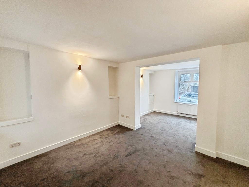 3 bed terraced house for sale in Usk Road, Bargoed  - Property Image 7