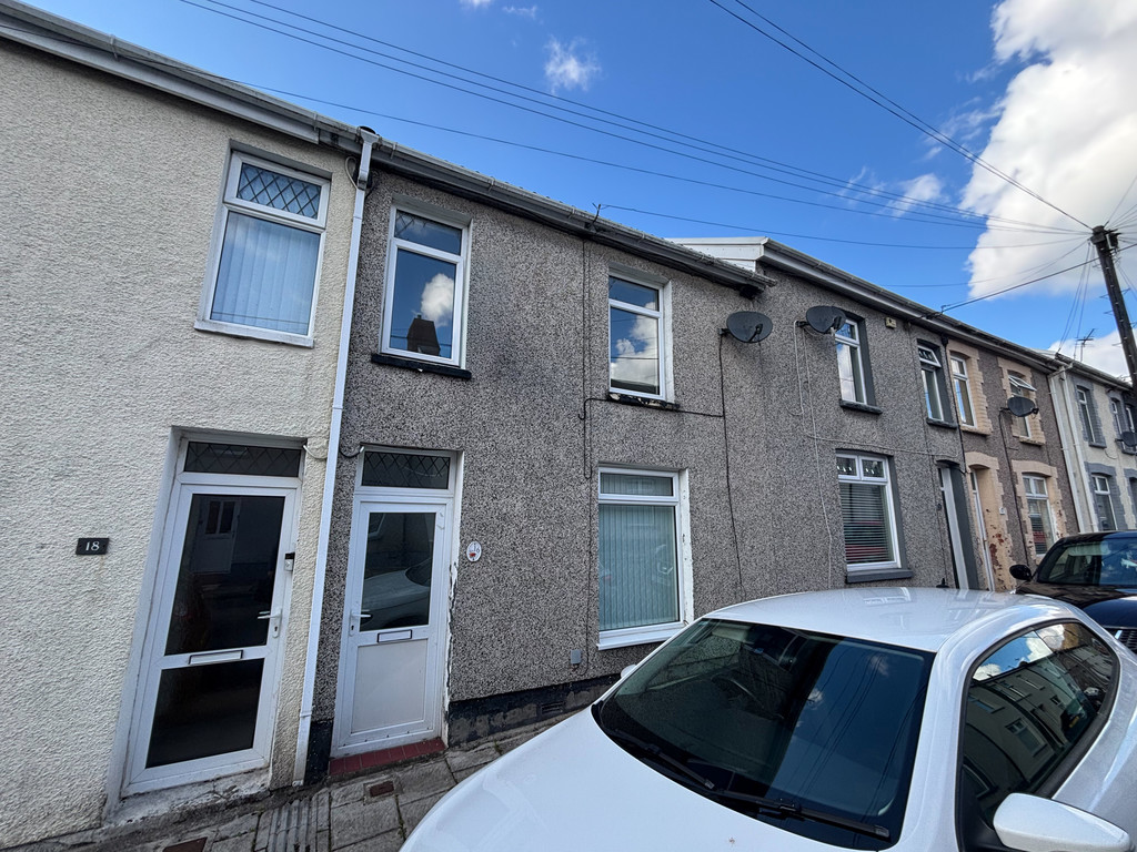 4 bed terraced house for sale in Francis Street, Fleur De Lis