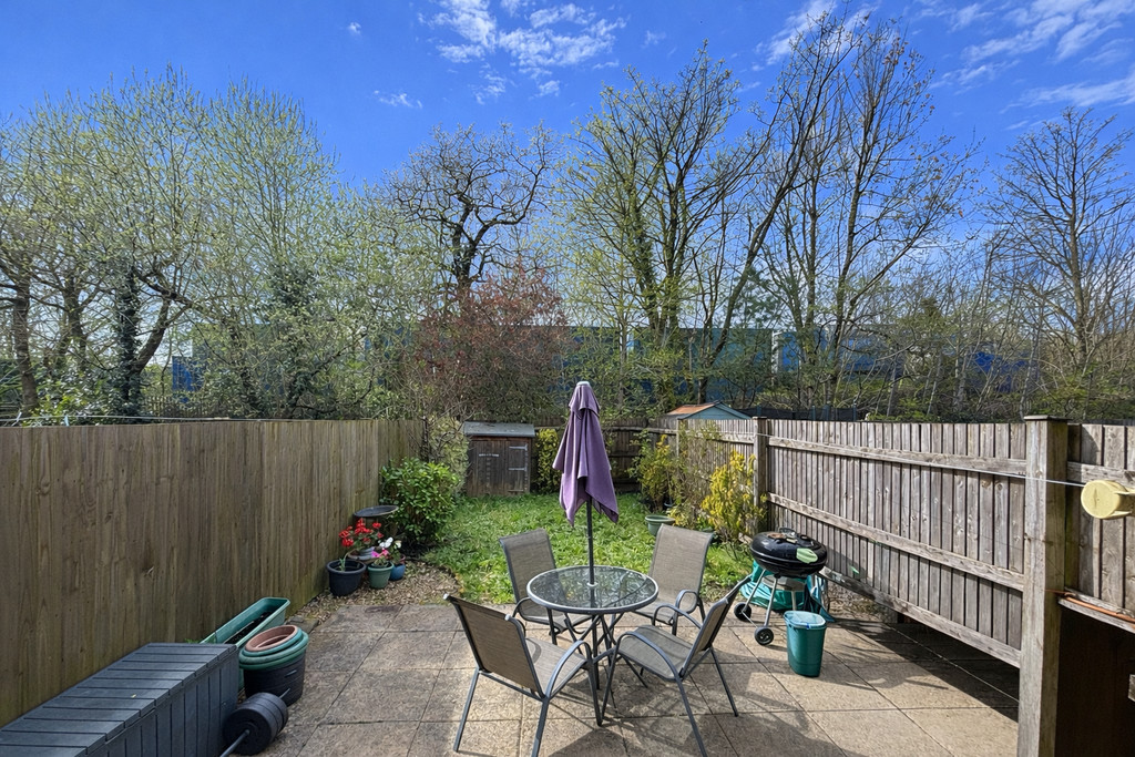 2 bed terraced house for sale in Harrier Avenue, Penallta, Hengoed  - Property Image 13