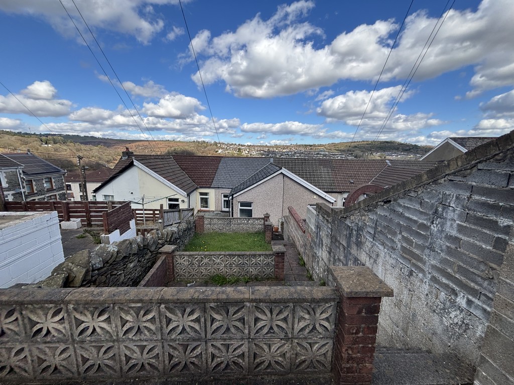 2 bed terraced house for sale in North Road, Bargoed  - Property Image 17