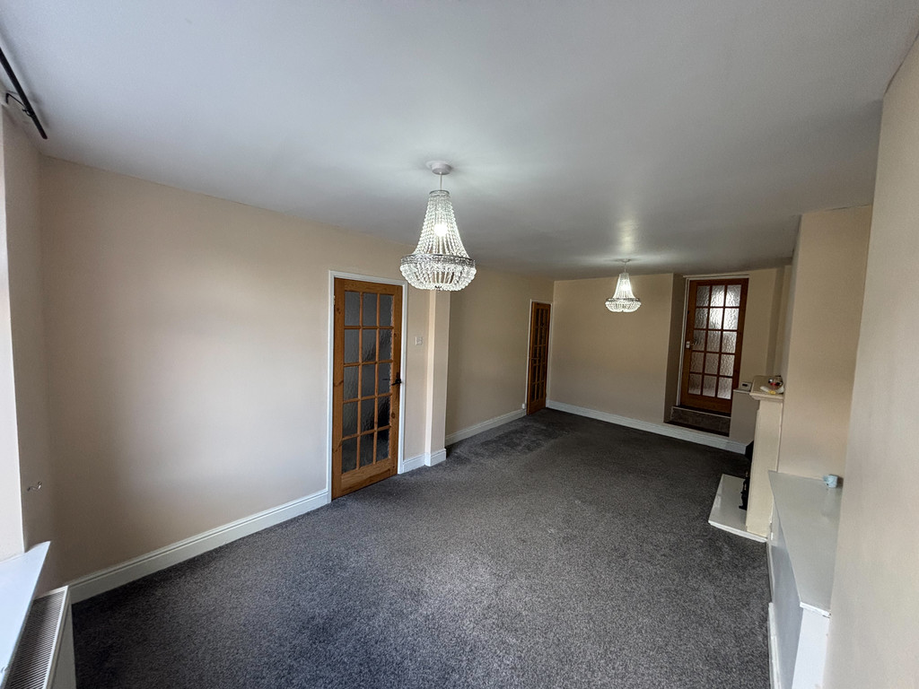 2 bed terraced house for sale in North Road, Bargoed  - Property Image 4