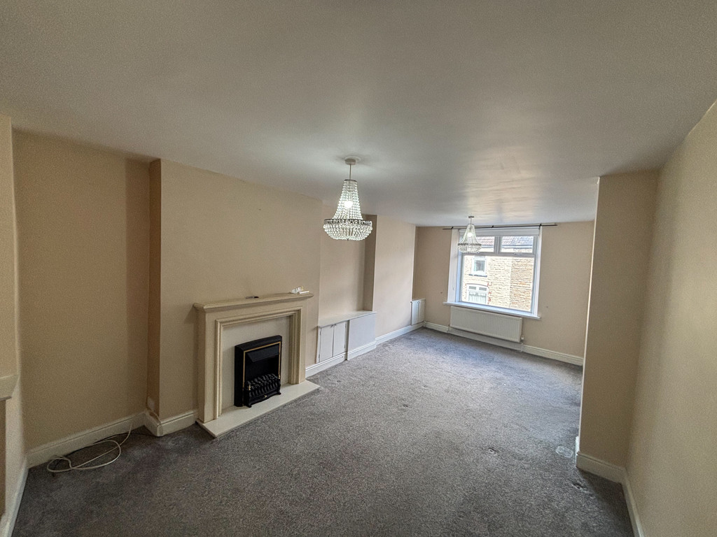 2 bed terraced house for sale in North Road, Bargoed  - Property Image 5