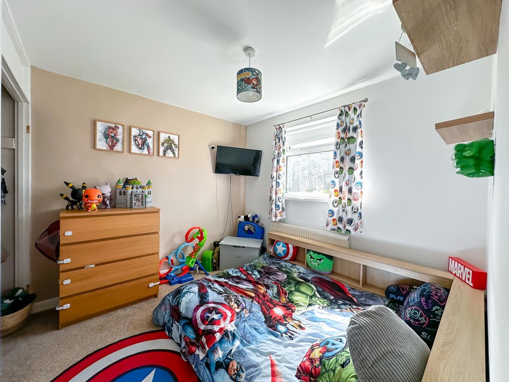3 bed semi-detached house for sale in Rhosili Road, Cefn Hengoed  - Property Image 11