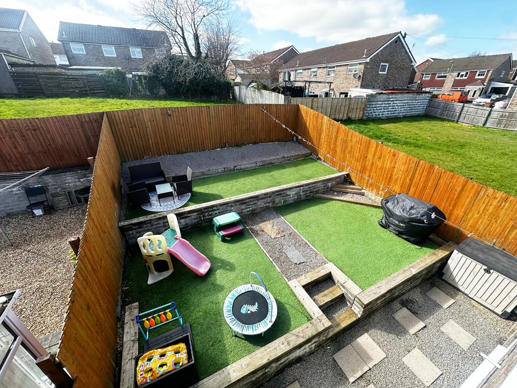 3 bed semi-detached house for sale in Rhosili Road, Cefn Hengoed  - Property Image 13