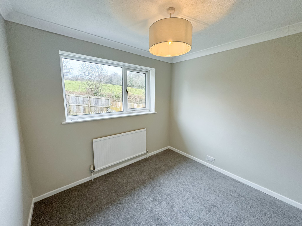 3 bed semi-detached house for sale in Albertina Road, Newbridge  - Property Image 11