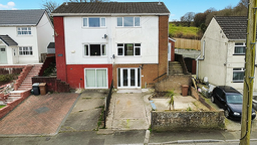 3 bed semi-detached house for sale in Albertina Road, Newbridge