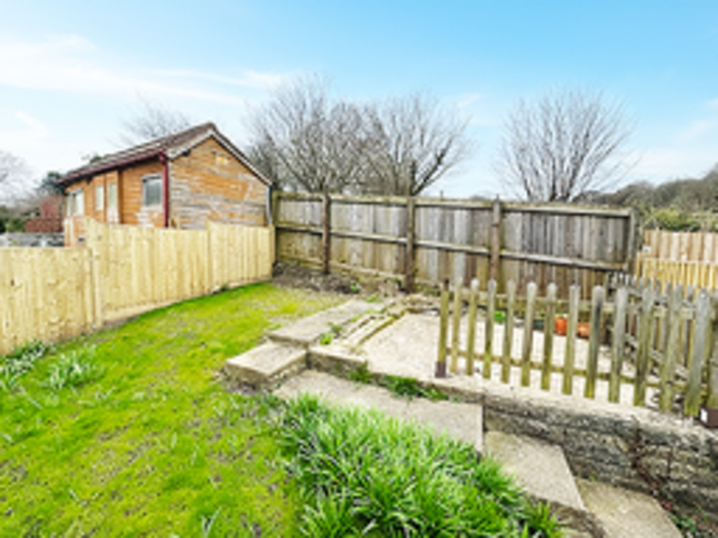 3 bed semi-detached house for sale in Albertina Road, Newbridge  - Property Image 15