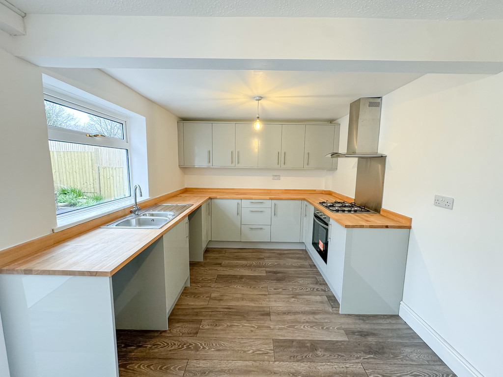 3 bed semi-detached house for sale in Albertina Road, Newbridge  - Property Image 2