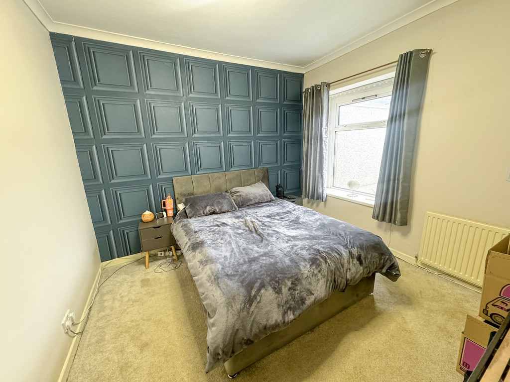 3 bed terraced house for sale in Thomas Street, Abertridwr  - Property Image 9