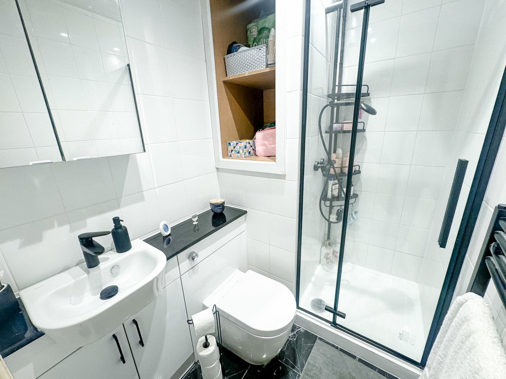 3 bed terraced house for sale in Thomas Street, Abertridwr  - Property Image 10
