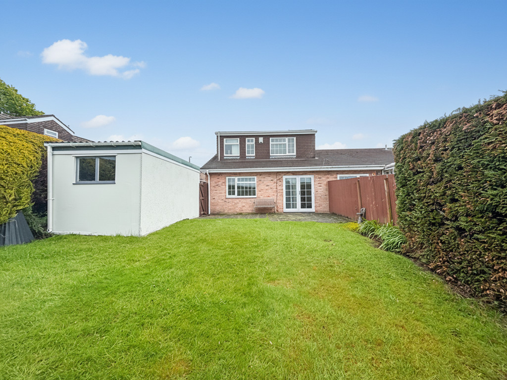 3 bed semi-detached bungalow for sale in Royce Close, Penpedairheol, Hengoed  - Property Image 18
