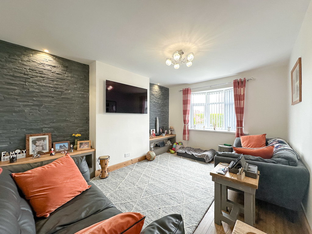 3 bed semi-detached house for sale in Addison Street, Blackwood  - Property Image 4