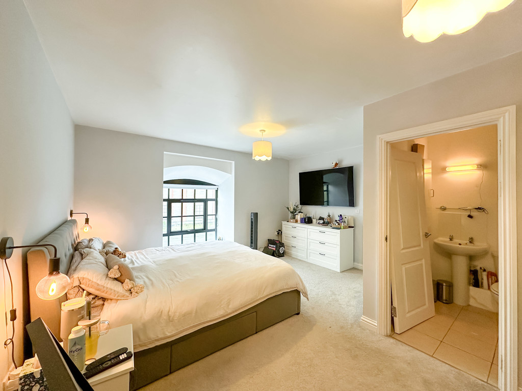 2 bed maisonette for sale in Winding Wheel Lane, Penallta  - Property Image 7