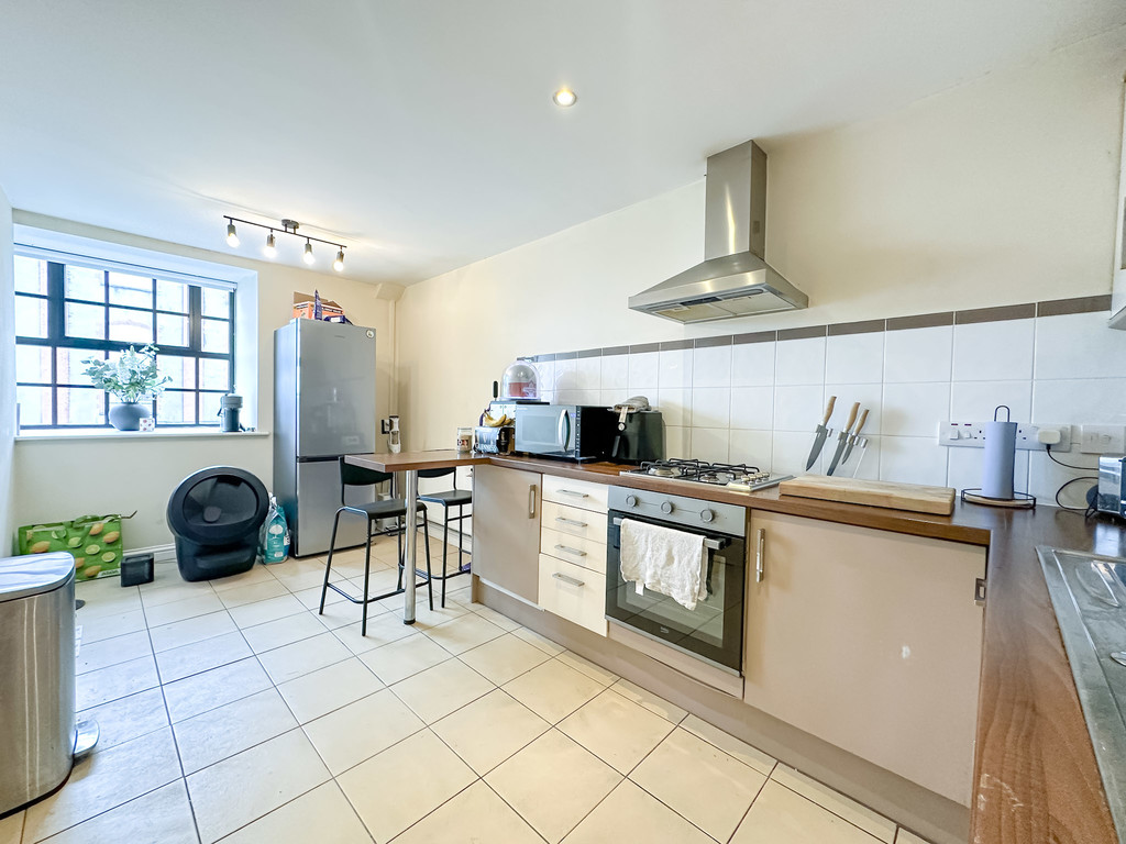 2 bed maisonette for sale in Winding Wheel Lane, Penallta  - Property Image 3