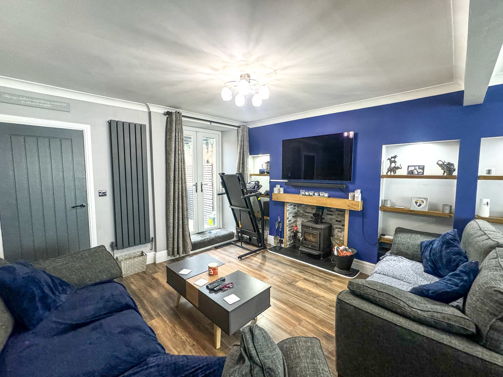 3 bed terraced house for sale in Maindee Road, Ynysddu