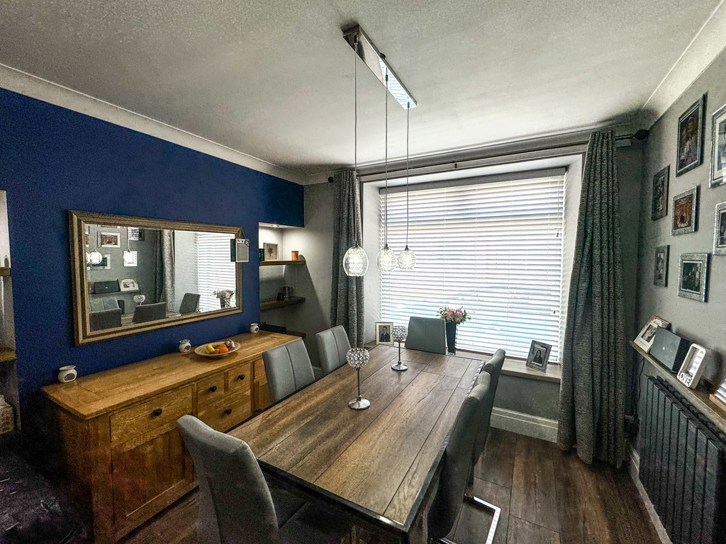 3 bed terraced house for sale in Maindee Road, Ynysddu  - Property Image 5