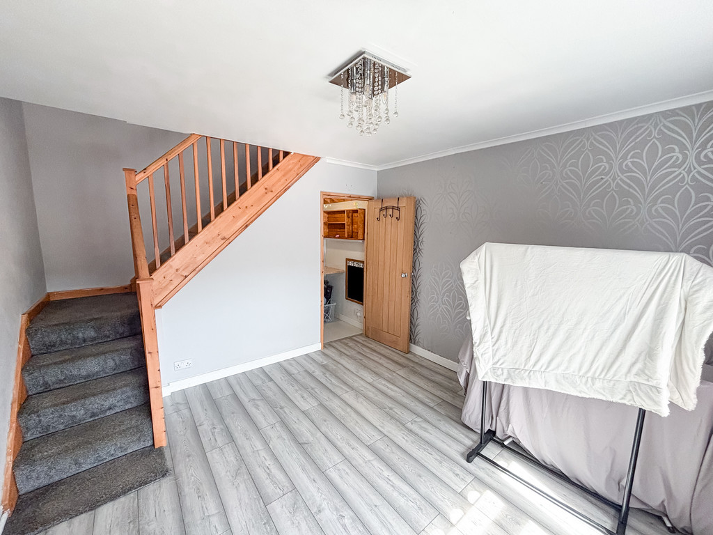 3 bed semi-detached bungalow for sale in Hillside Park, Bargoed  - Property Image 10