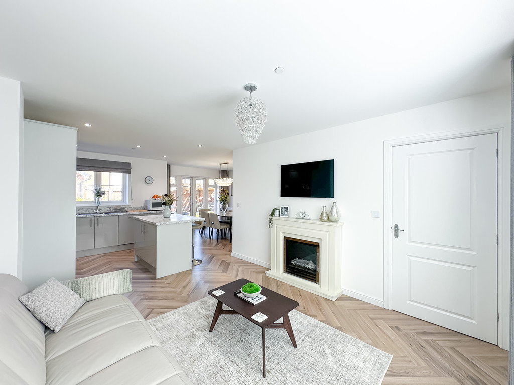 4 bed detached house for sale in Birch Way, Aberbargoed  - Property Image 6
