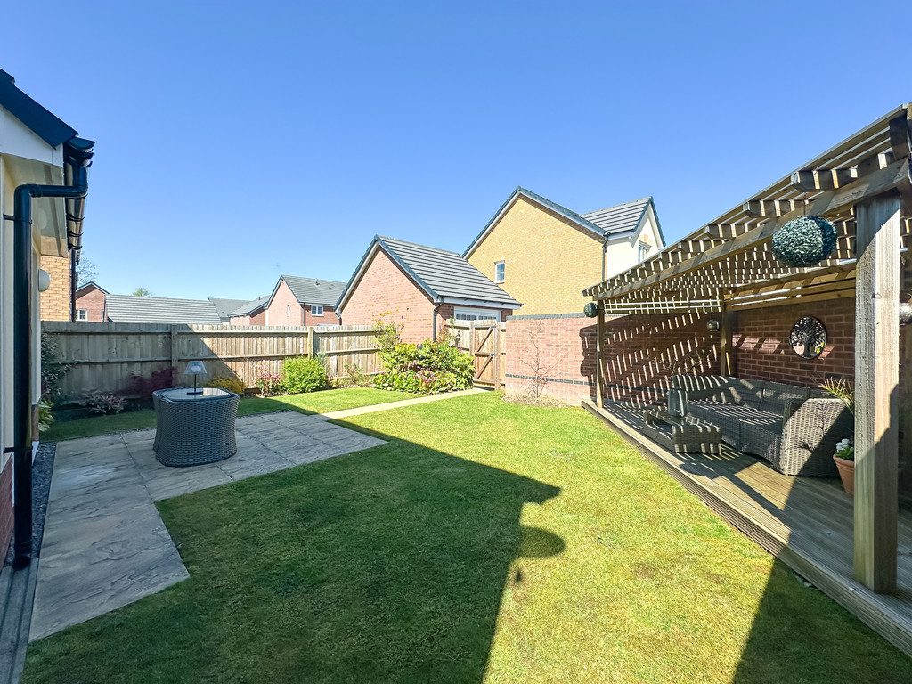 4 bed detached house for sale in Birch Way, Aberbargoed  - Property Image 24