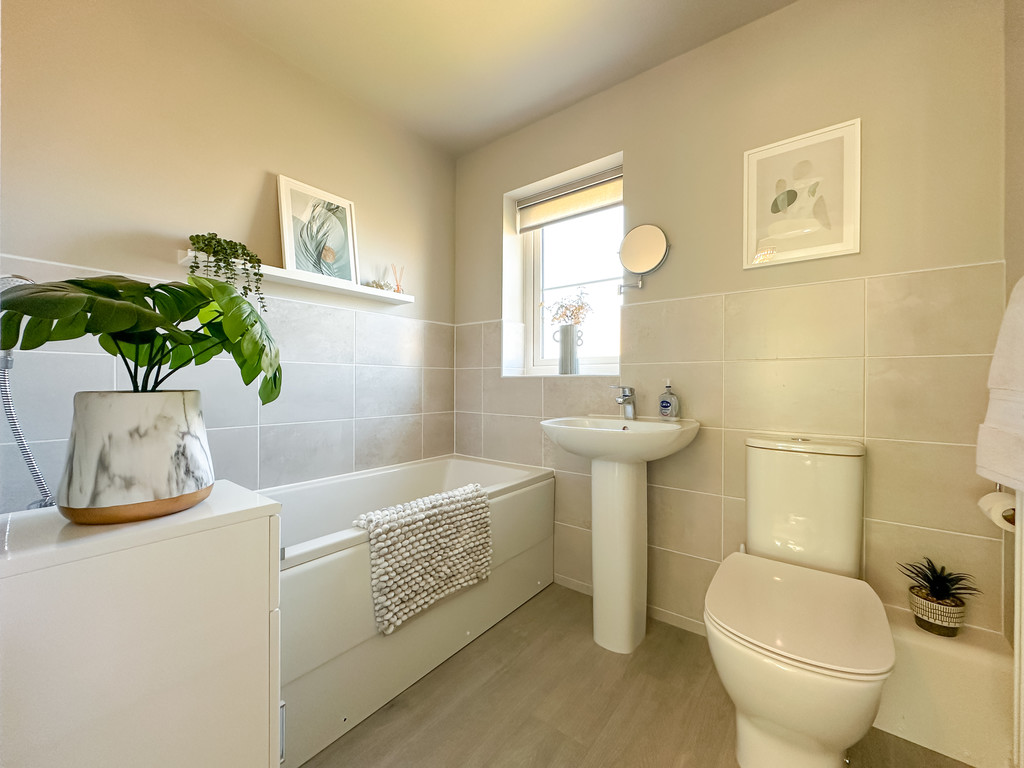 4 bed detached house for sale in Birch Way, Aberbargoed  - Property Image 22