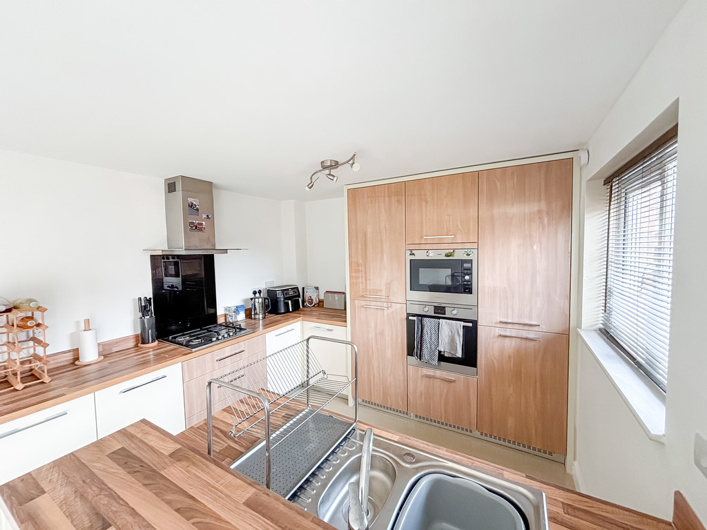 3 bed semi-detached house for sale in Osprey Drive, Penallta  - Property Image 3