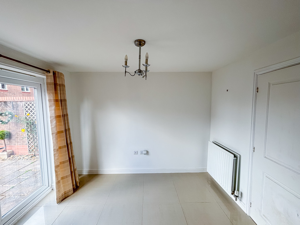 3 bed semi-detached house for sale in Osprey Drive, Penallta  - Property Image 8